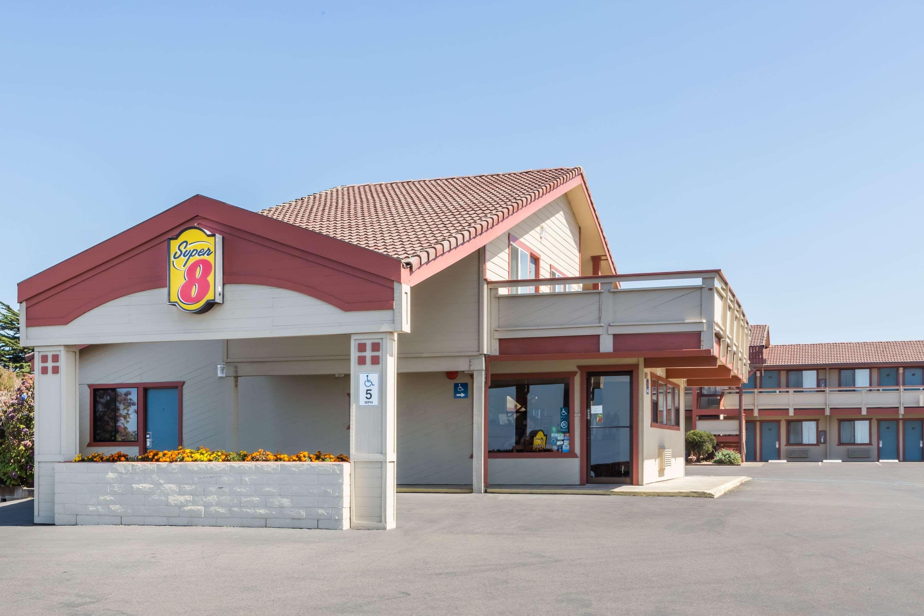 Super 8 By Wyndham Форт-Брэгг Экстерьер фото